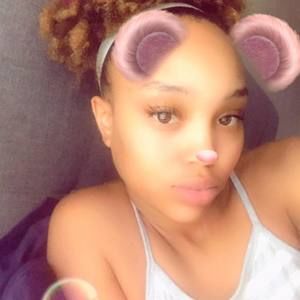 Meet your Posher, Tierra